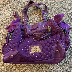 Juicy couture hand purse, used condition.